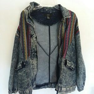 Forever 21 jean jacket with coogi embroidery M